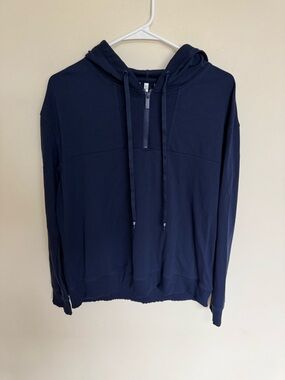 Travis Mathew Women's Horizon Line 1/4 Zip Ponte Hoodie Navy Blue XL